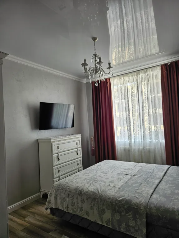 Шикарная вип квартира у аэропорта Экспоцентр и жд вокзала