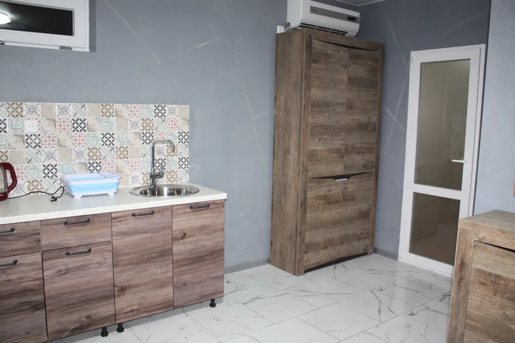 Двухкомнатная с мини-кухней