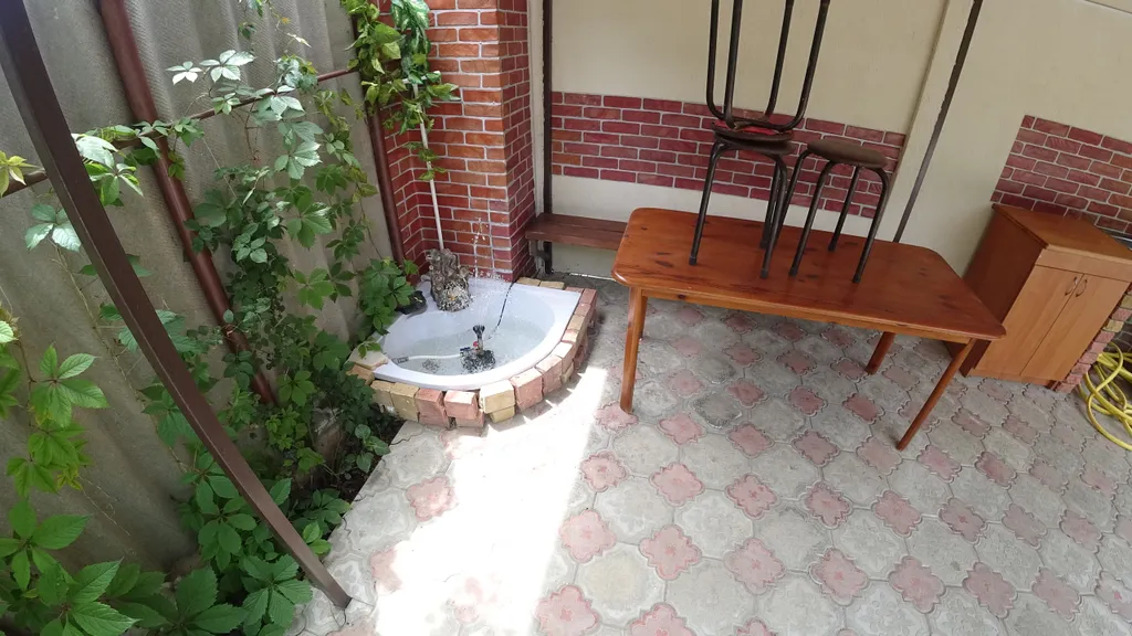 Двухкомнатный дом с большим отдельным двором