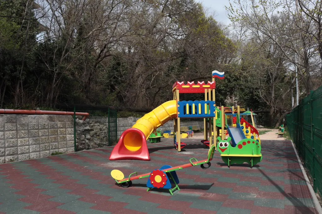 Студия у Массандровского парка в элитном районе Ялты