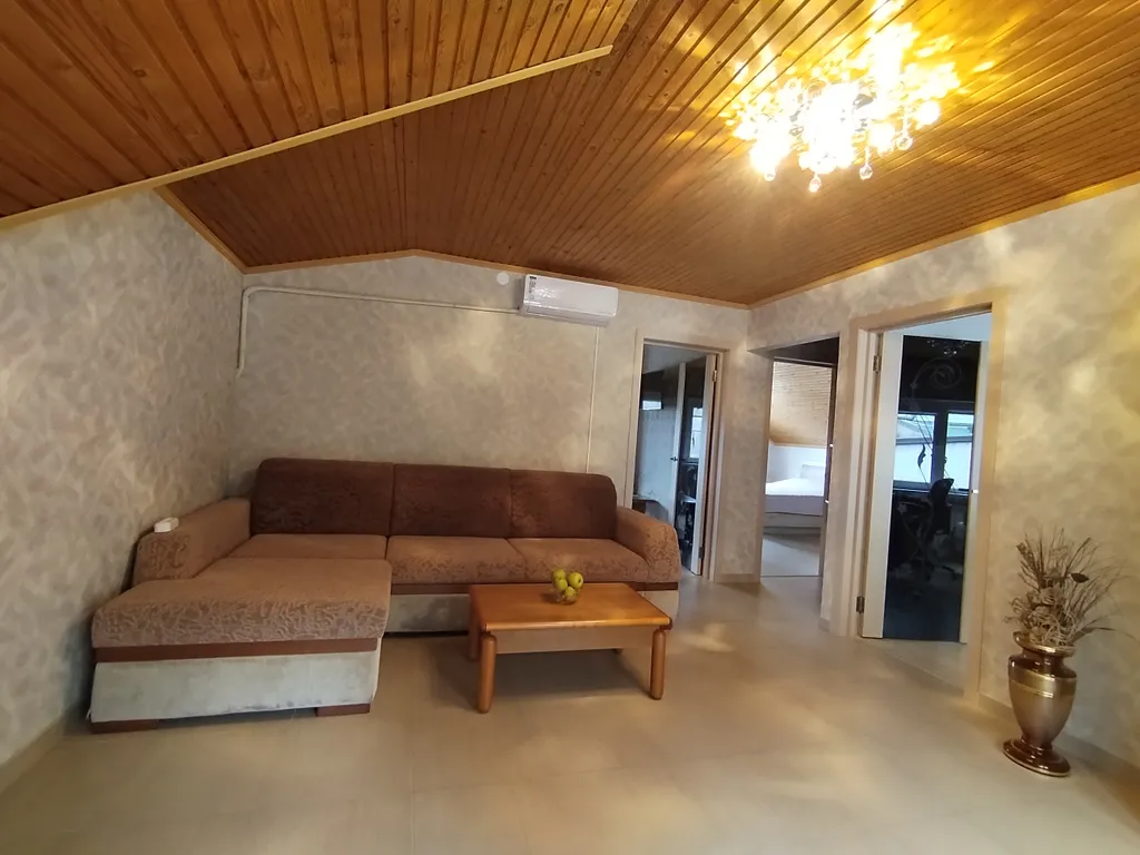 Этаж под ключ у моря в Вардане