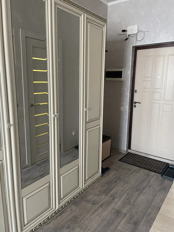 Квартира-студия с новым ремонтом и мебелью в самом удобном районе