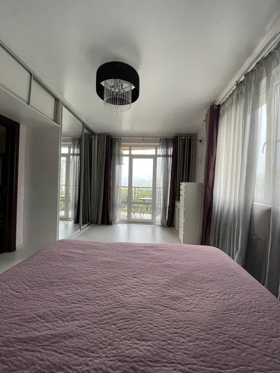 Квартира на первой береговой линии с видом на море и горы