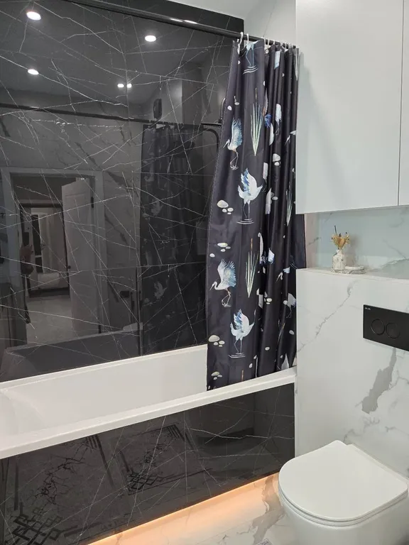 Уютная двухуровневая квартира на Берегу моря