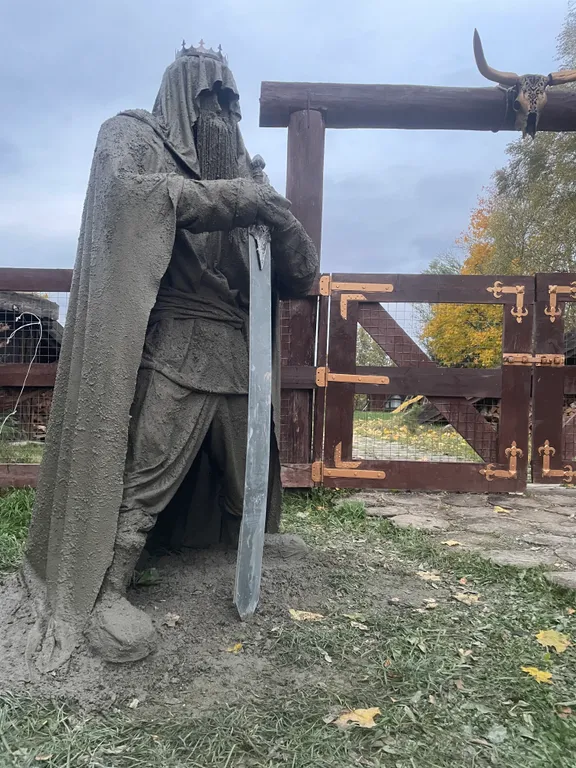 6-комнатный Дом