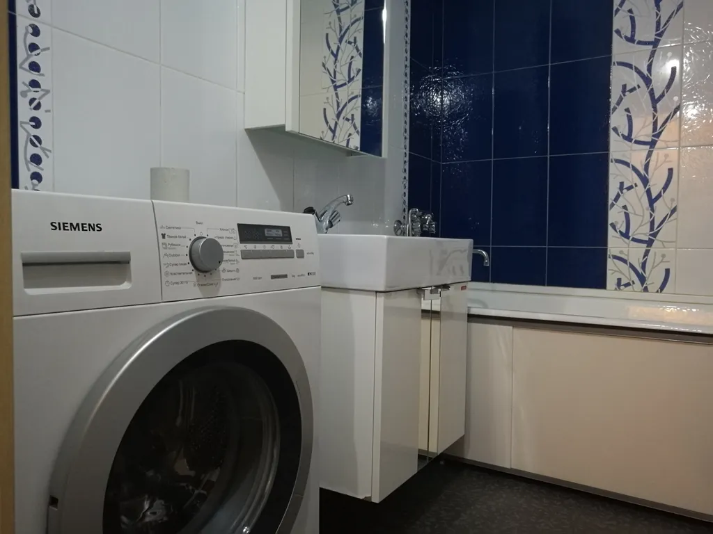 Евростудия с видом на реку Ангара