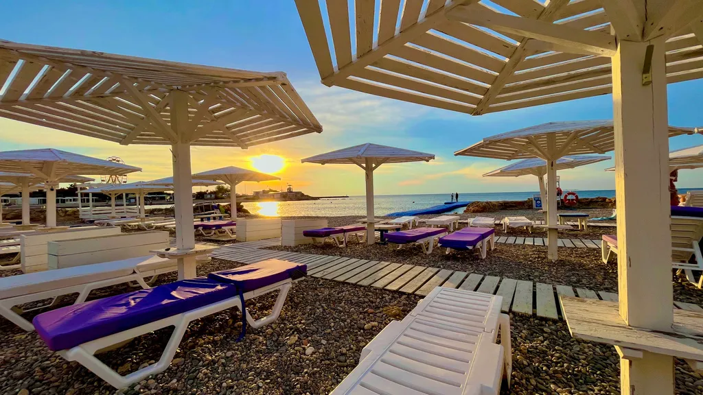 Квартира Квартира У Парка Победы в 10 мин ходьбы от пляжа и Aquamarine Resort & SPA. — Севастополь