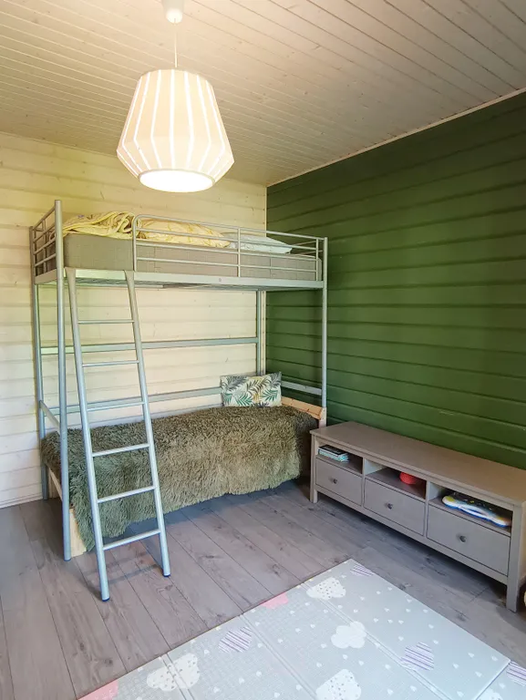 Дом в сосновом лесу у Финского залива