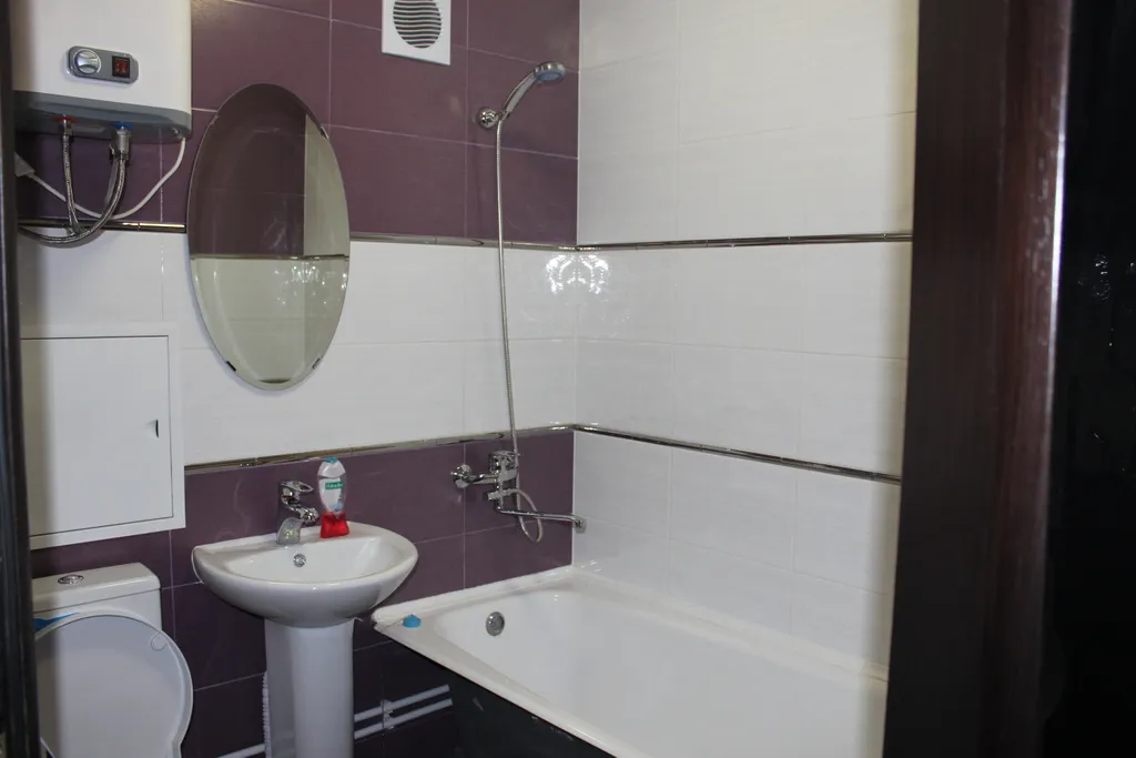 Трехкомнатная квартира-студия возле метро "Березовая роща"