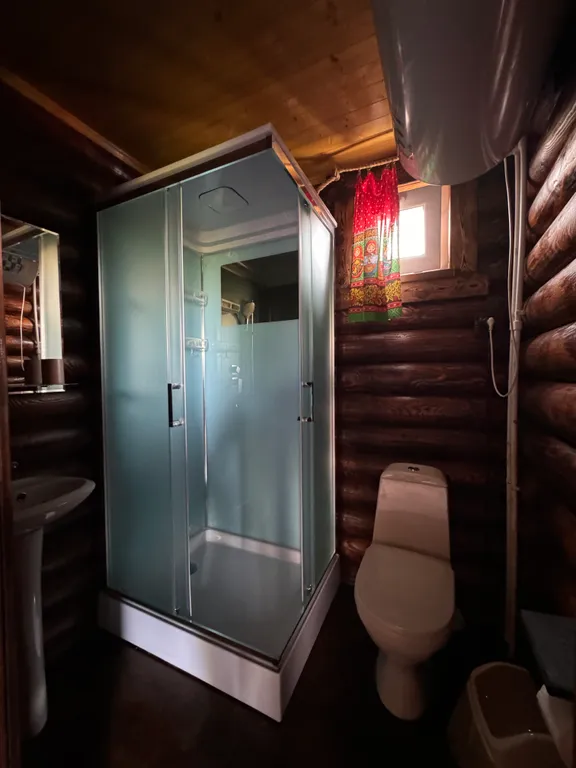 Двухэтажный сруб для большой компании