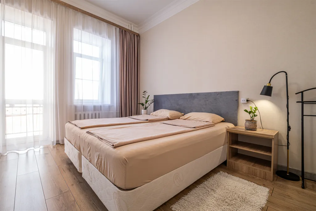 Квартира в центре с видом на лес.