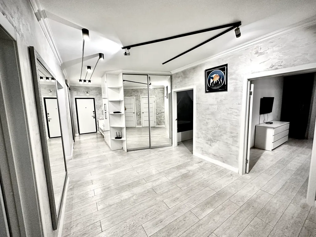 Квартира 4-комнатная Квартира — Анапа