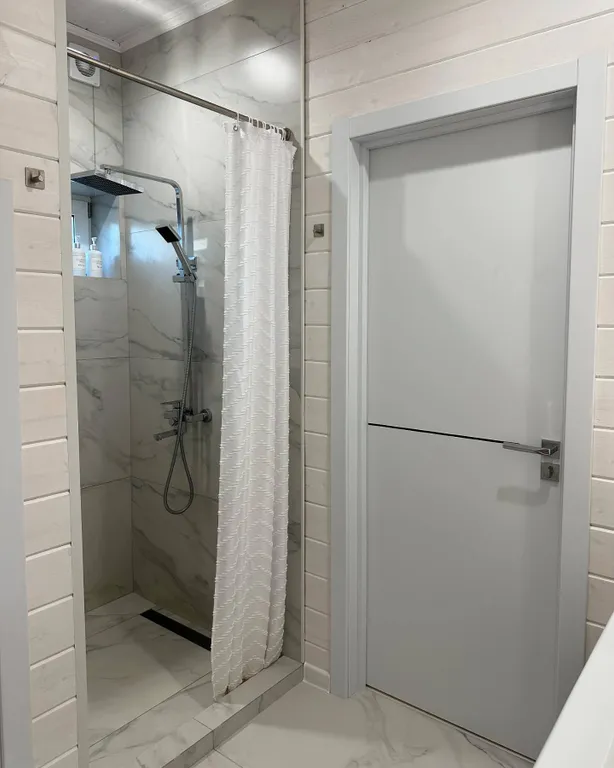 Уютный дом с видом на сосновый лес