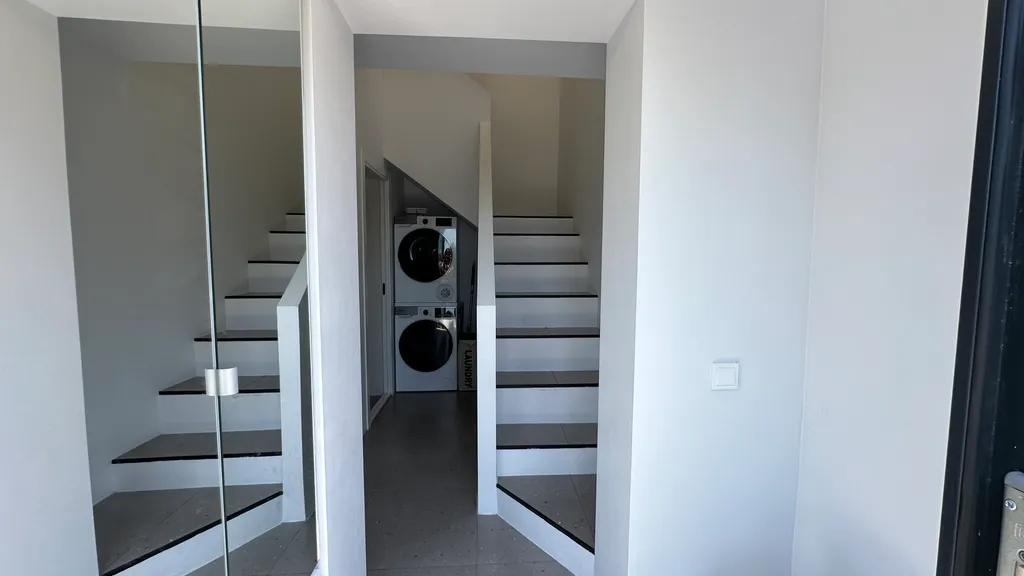 Дом с видом на море