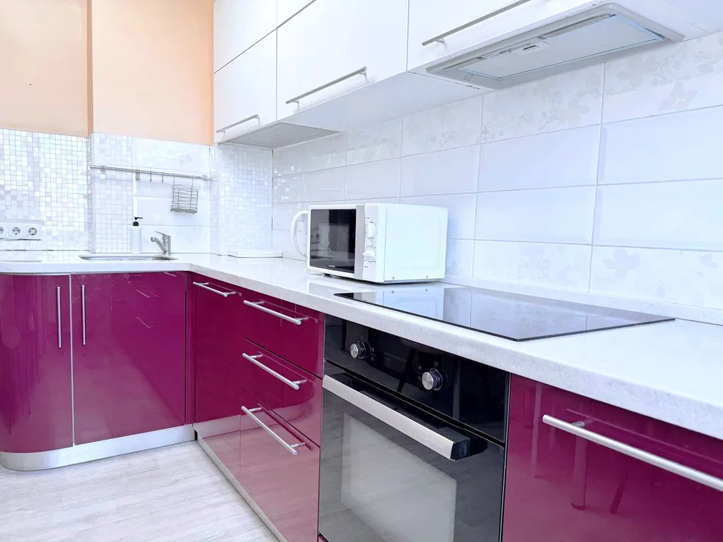 Уютная 2-комнатная квартира на набережной Енисея