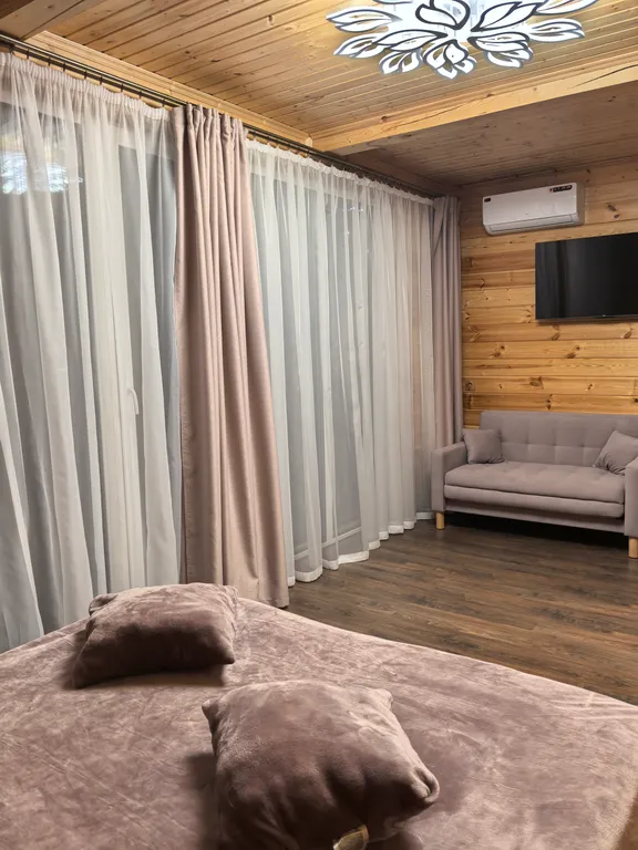 Дом на берегу Ладоги с песчаным пляжем, баня с купелью