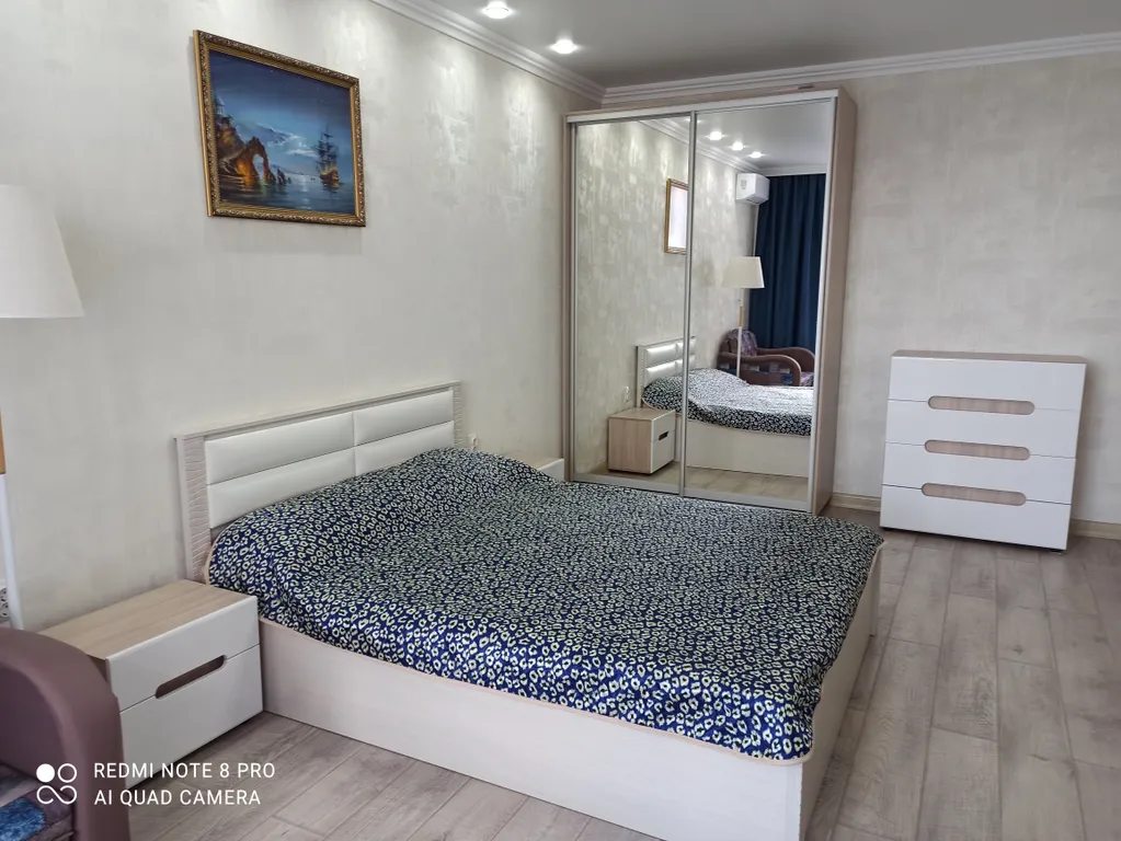 Квартира Светлая квартира с видом на море — Геленджик