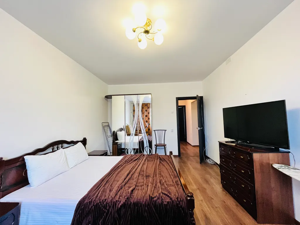 Квартира комфорт класса возле Ленты — аренда посуточно в Орёл