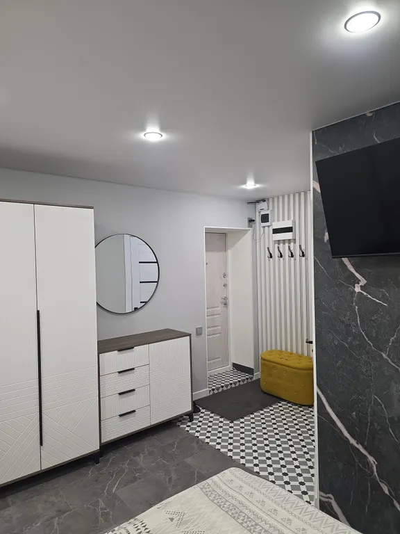 Новая квартира в центре с водой