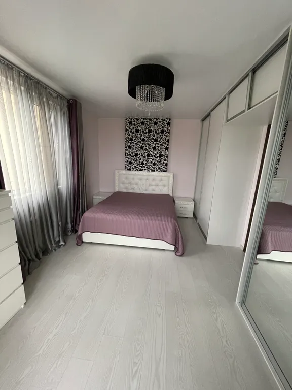 Квартира на первой береговой линии с видом на море и горы