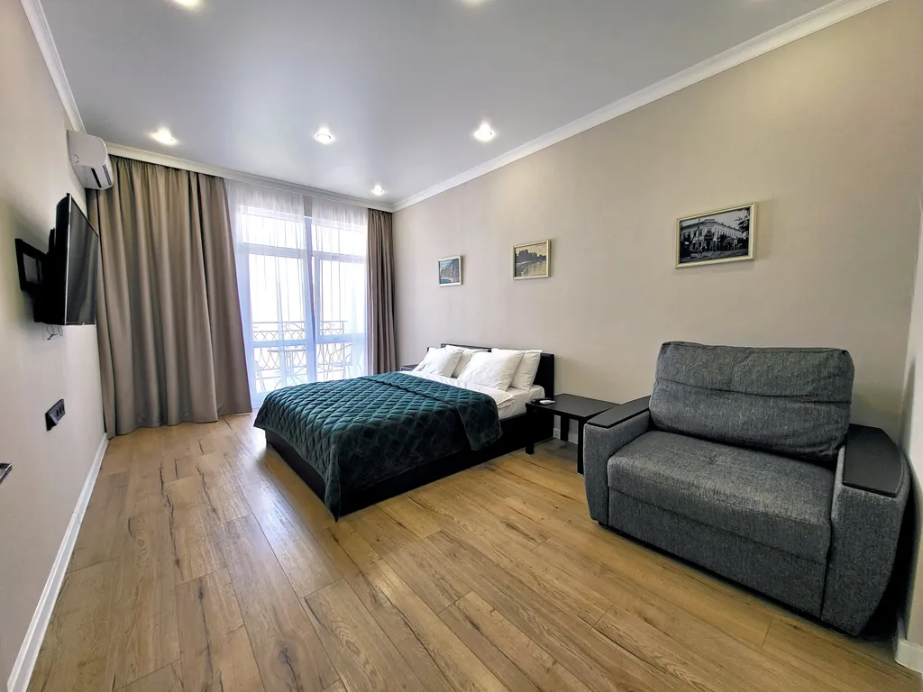 Квартира Апартаменты Emerald Comfort 3 в ЖК Изумрудный город — Геленджик