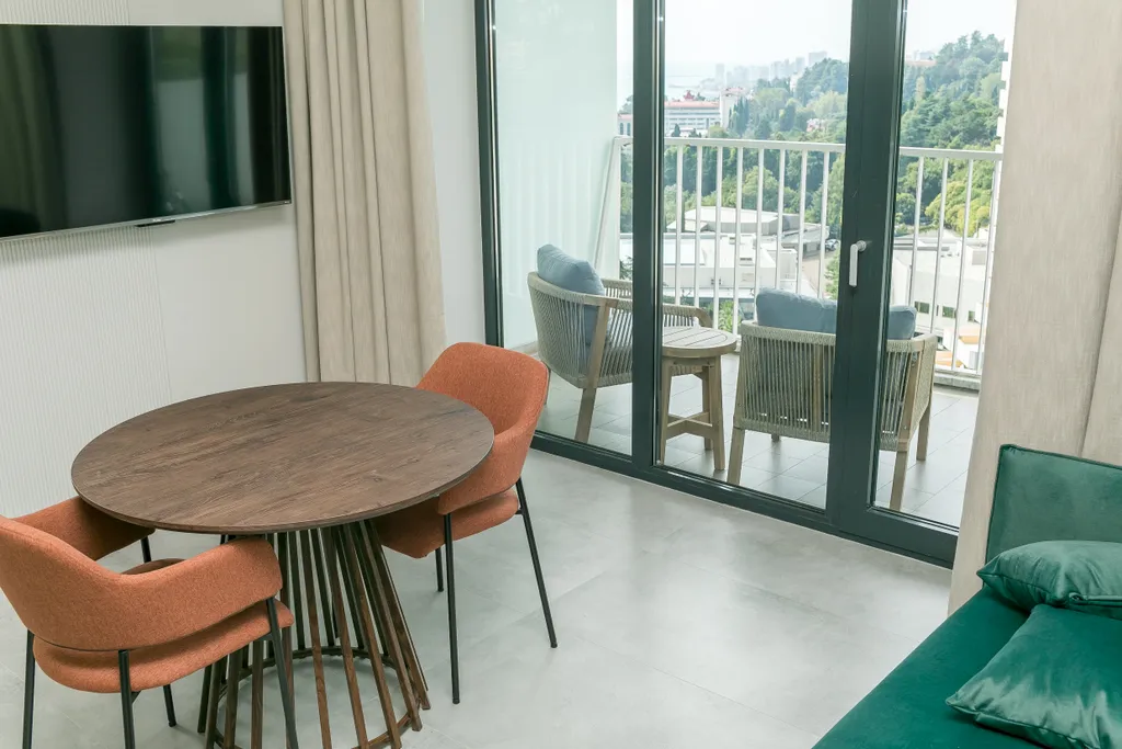 Студия с видом на море