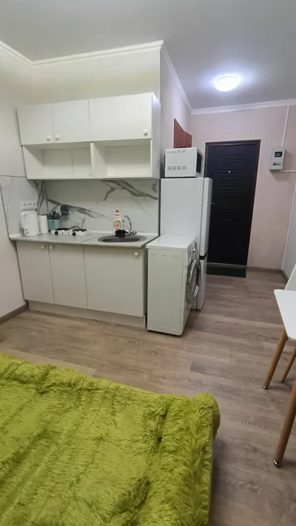 Уютная квартира в развитом районе города, с видом на море