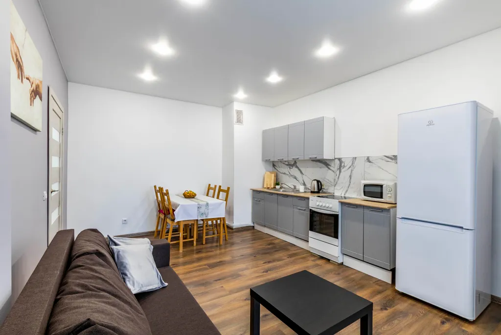 Стильная евротрёшка рядом с центром