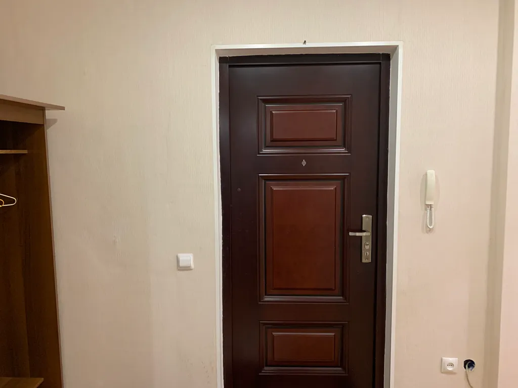 Евродвушка у ТЦ Фестиваль