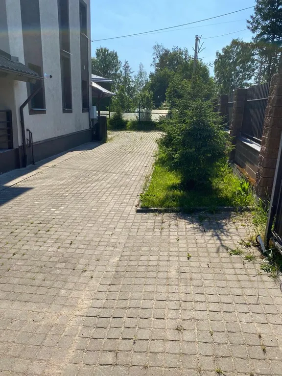 Коттедж на Неве