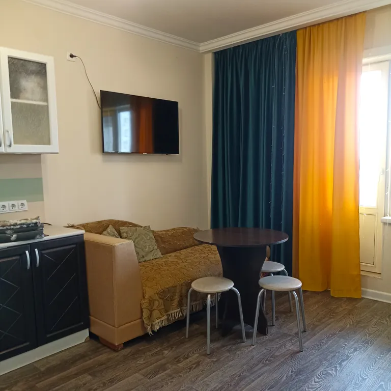 Уютная квартира-студия рядом с центром города в новом микрорайоне