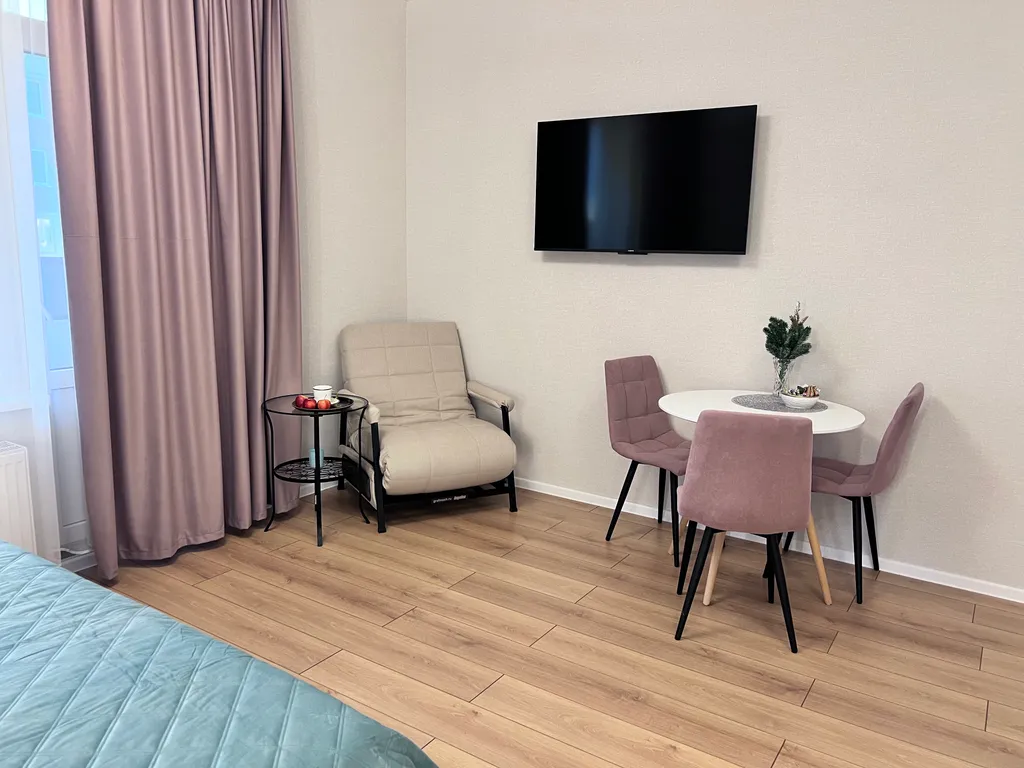 Квартира Квартира с новым ремонтом — Янино-1