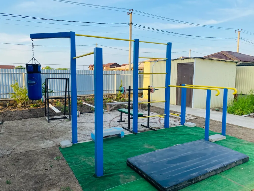 Коттедж Уютный жилой дом на берегу Азовского моря — Кучугуры