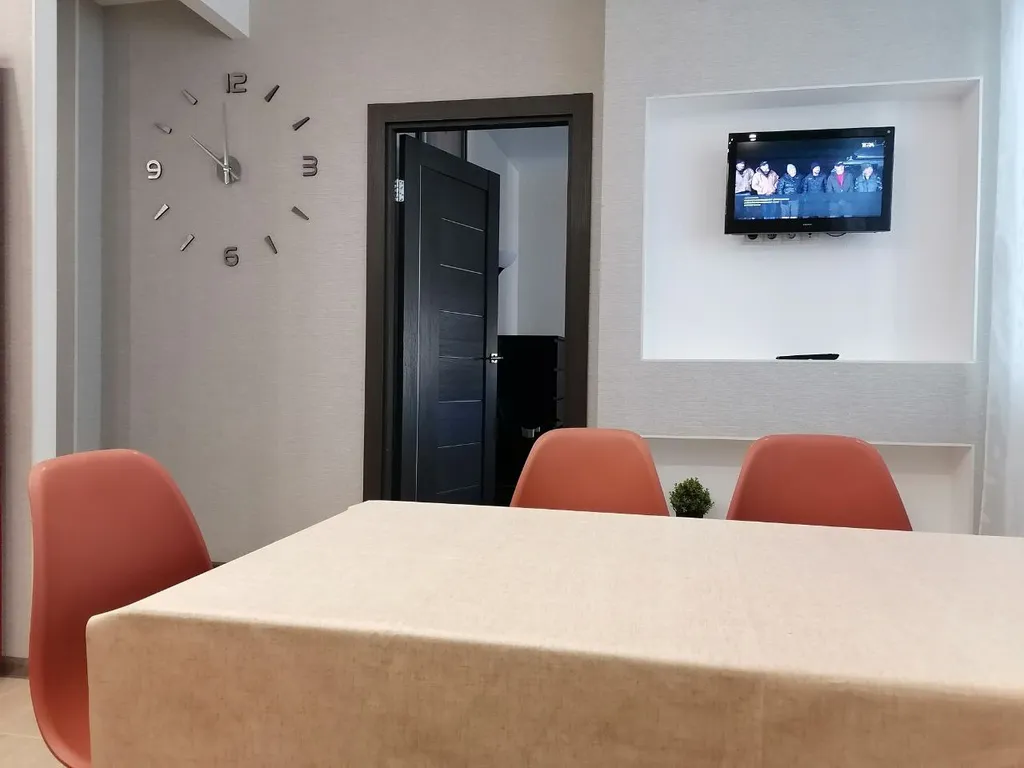 Шикарная 1-комнатная квартира с джакузи и гардеробной