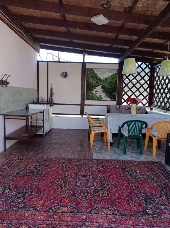 Коттедж Домик недалеко от моря — Геленджик