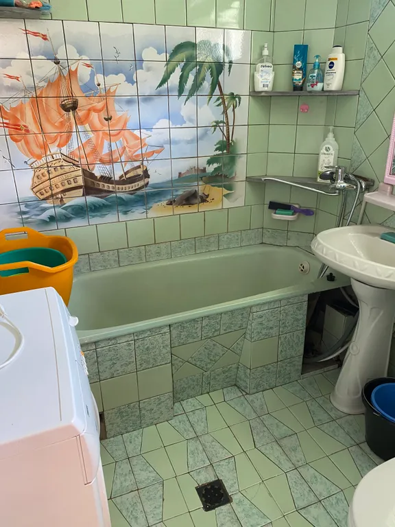 Половина дома с отдельным входом недалеко от моря