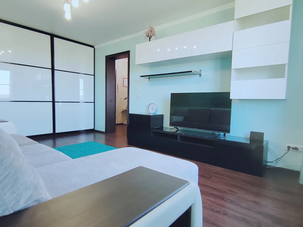 Комфортная квартира с хорошим ремонтом и мебелью