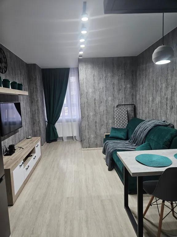 Тихая угловая квартира-студия