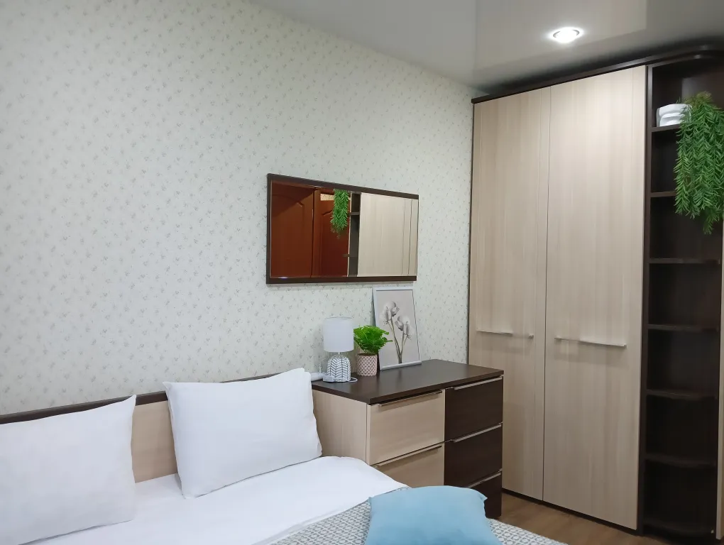 Ваш Рантье на Книповича 19 рядом с Cosmos