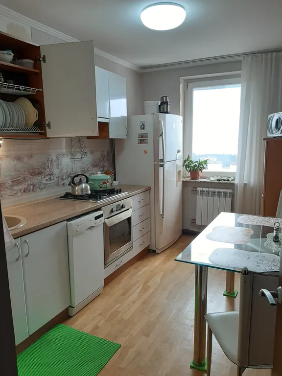 Квартира с потрясающим видом на море, город и горы