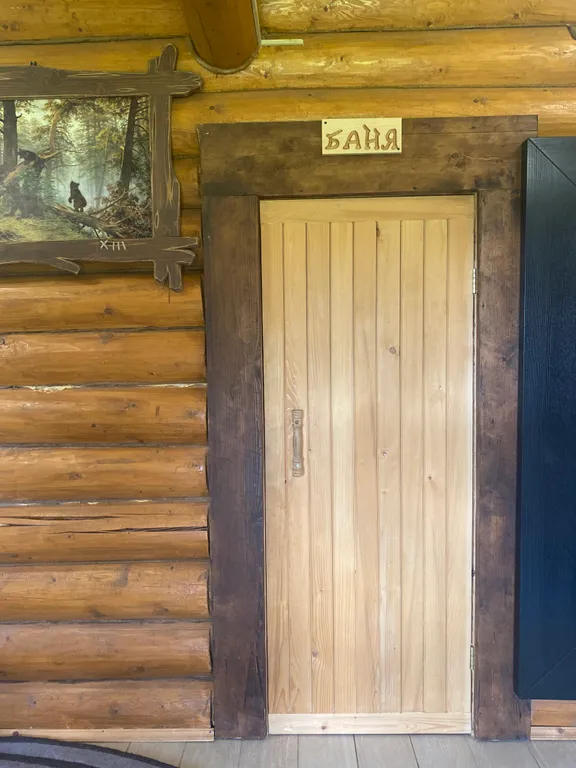 Дом с баней на берегу озера