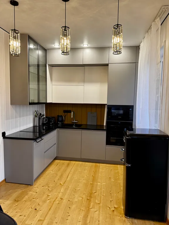 Новенький дом с сибирским чаном