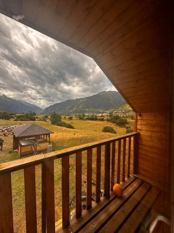 Барнхаус шикарным видом на горы