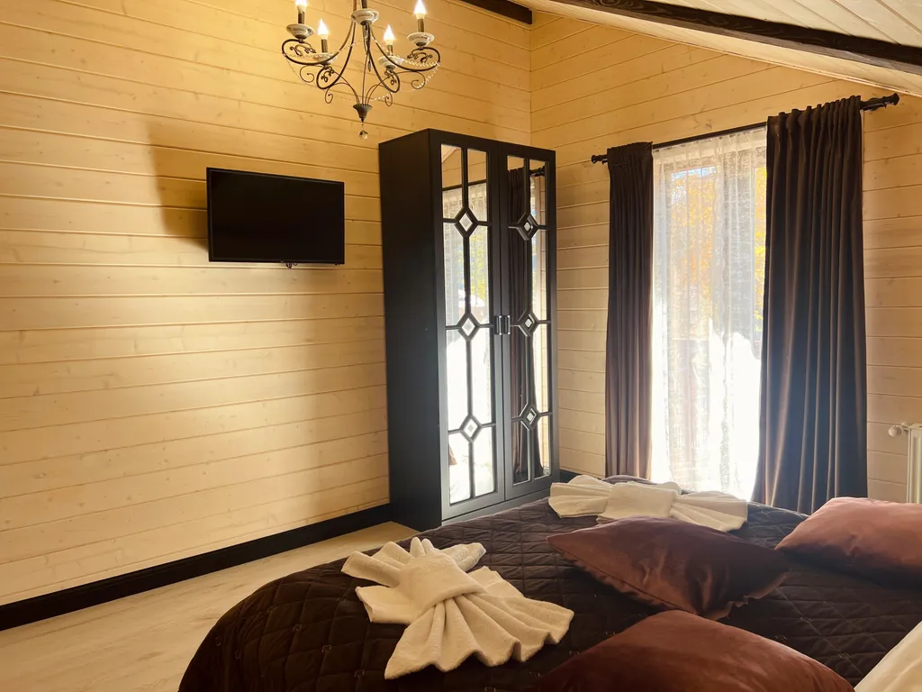 Шале с видом на горы и реку Moon House Arkhyz