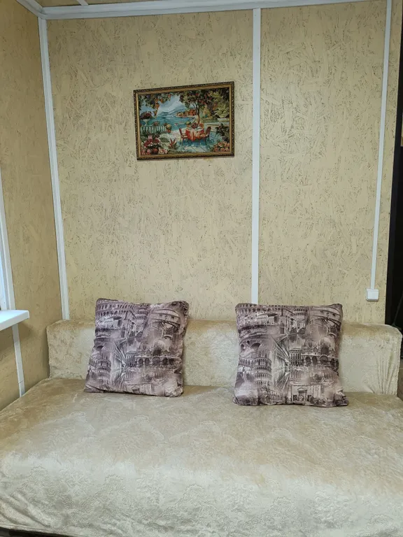 Красивый уютный дом у озера