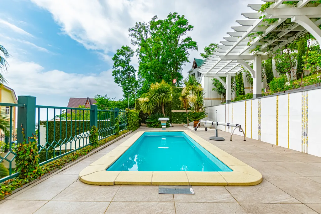 Дом с великолепным видом на море и горы