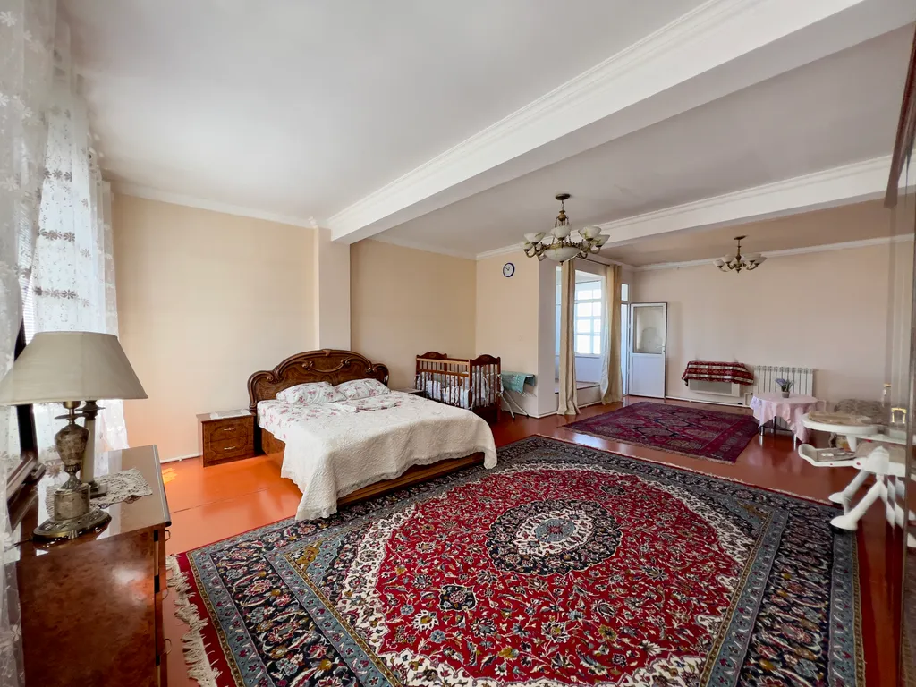 4-комнатный Дом