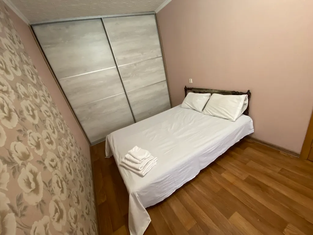 Квартира Уютная двухкомнатная квартира — Красноярск