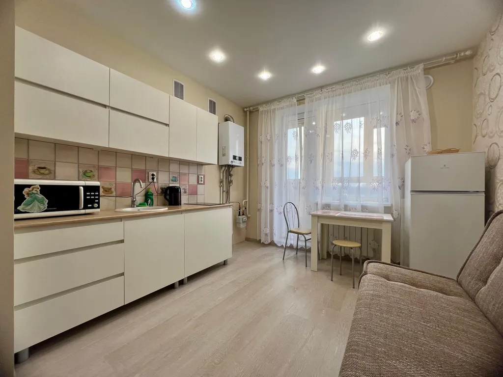 Уютная квартира на берегу моря, рядом Сосновый Бор, казино, Резиденция