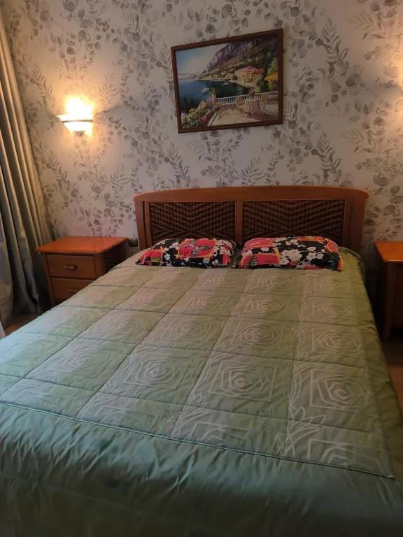 Просторная двухкомнатная квартира в курортном городе